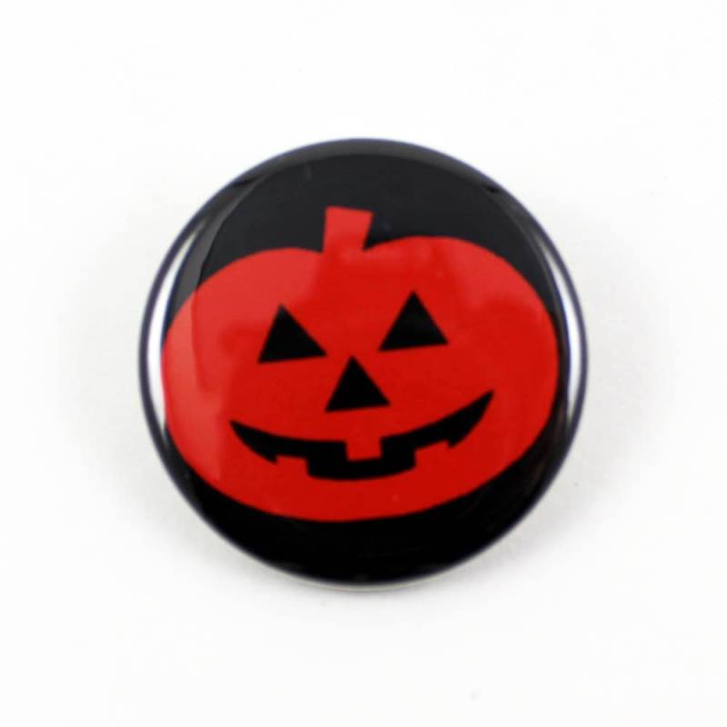 Halloween Iii Silberner Kleeblatt-Kürbis-Button | 2, 5 cm von BigMeanPunk