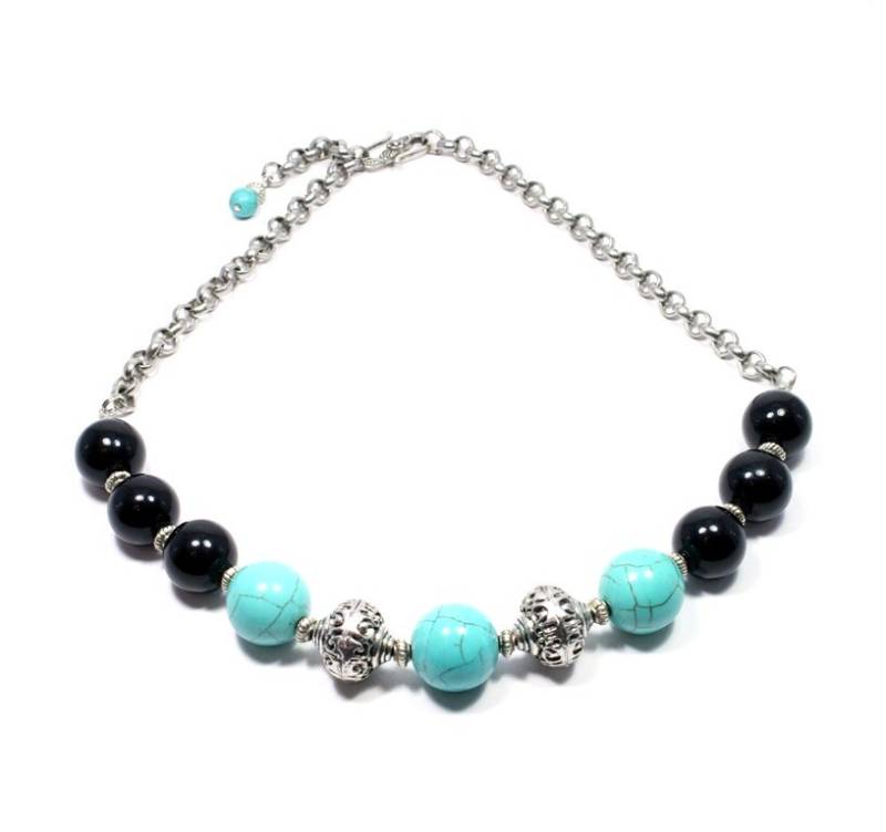 Onyx Und Türkis Halskette - Schwarz Edelstein Schwarzer Howlith Perlen von BigSkiesJewellery