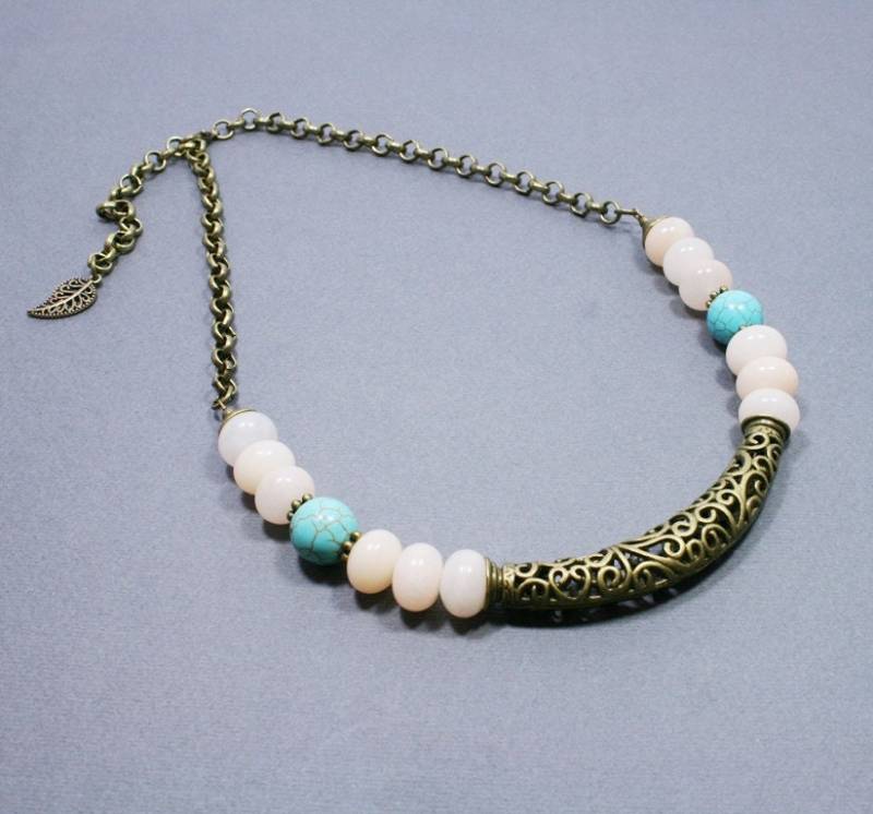 Pfirsich Türkis Messing Halskette - Edelstein Schmuck Halbedelstein Boho Perlen von BigSkiesJewellery