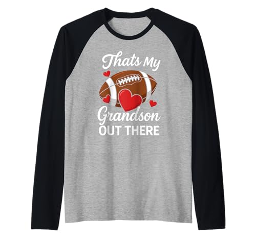 Das ist Mein Enkel da draußen, Fußball-Oma, Mama, stolzer Fan. Raglan Das ist Mein Enkel da draußen, Fußball-Oma, Mama, stolzer Fan. Raglan von Biggest Football Grandma Apparel