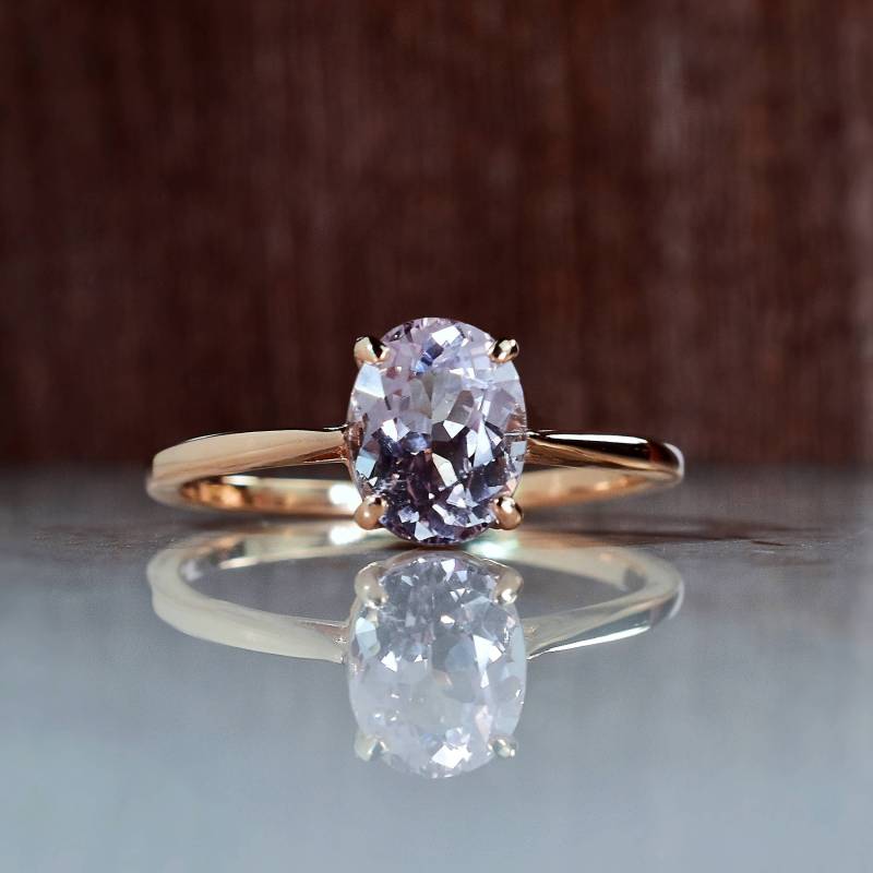 2 Karat Oval Morganit Verlobungsring Sterling Silber Solitär von Bihls