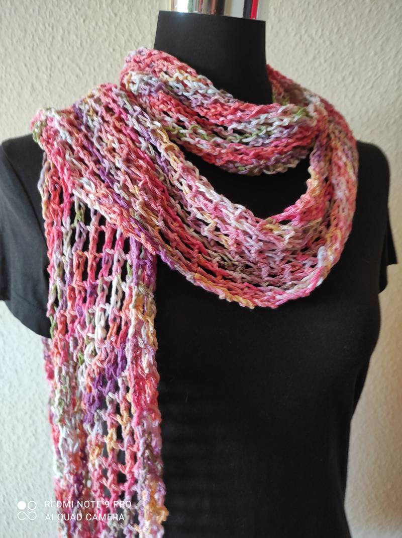 Bunte Sommerschals - Häkelschal Strickschal Bunte Stola Halstuch Verschiedenene Modelle von BiiienisKunstkorb