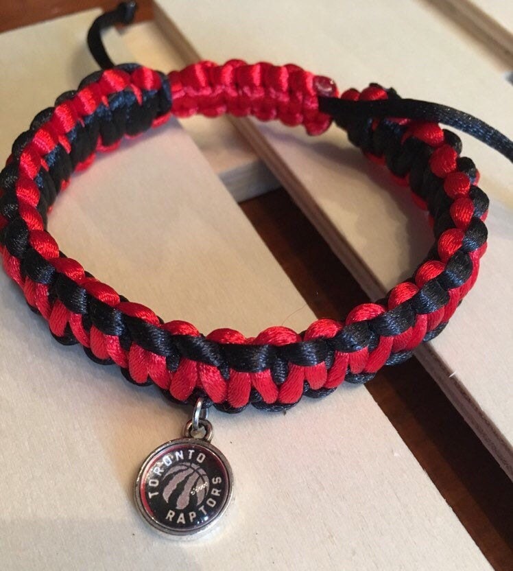 Selbstgemachtes Armband Der Toronto Raptors Selbstgemachtes Armband Der Toronto Raptors von BijouChanceux