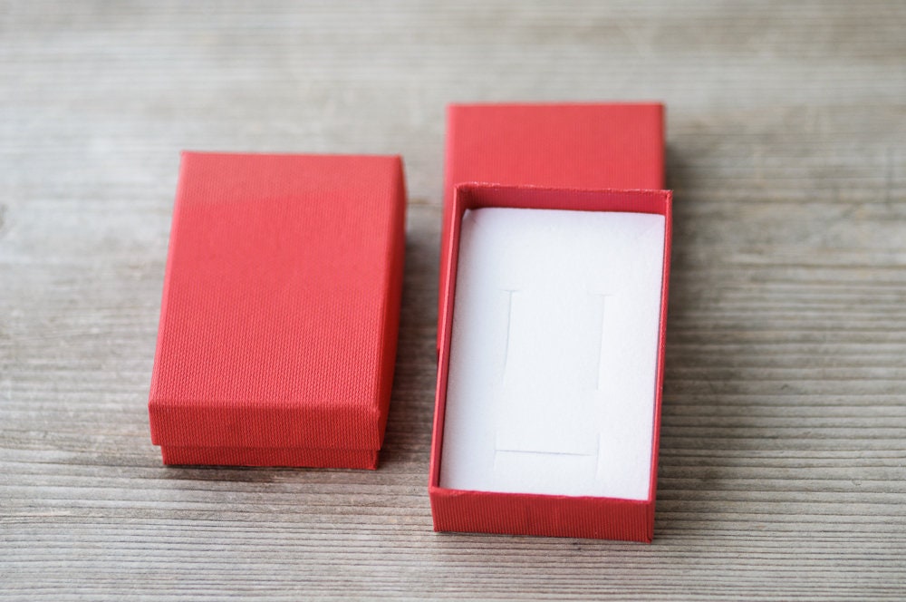 5 Stücke Rote Schmuck-Box 50mmx80mm | 1.96 "x3.14 " Umweltfreundliche Karton Ohrringe Box Schmuck Geschenkbox Papierbox Rot Verpackung Lieferungen 5 Stücke Rote Schmuck-Box 50mmx80mm | 1.96 "x3.14 " Umweltfreundliche Karton Ohrringe Box Schmuck Geschenkbox Papierbox Rot Verpackung Lieferungen von BijouMadeForYou