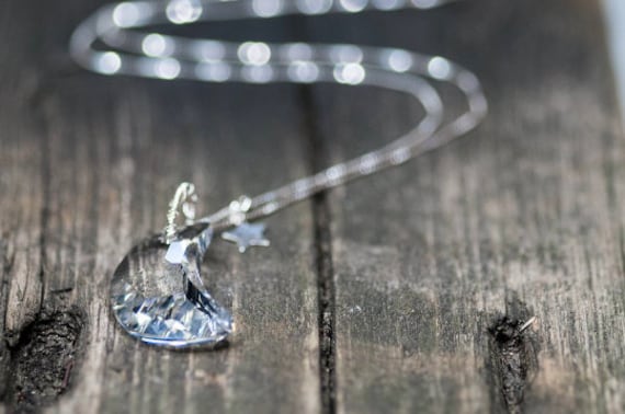 Halbmond Kristallhalskette, 30 Mm Groß Mond Halskette Mit Stern Anhänger, Sterling Silber Winter Schmuck, Weihnachtsmond Mode von BijouMadeForYou