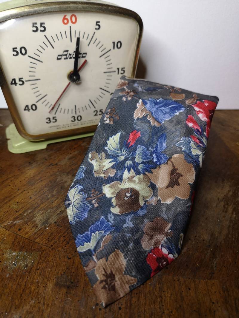 Vintage Krawatte Monsieur Dutel Made in Canada 100% Polyester Retro Herren Accessoire Einfache Blumenkrawatte Second-Hand-Laden Montreal Kanada von BijouxCarcajou