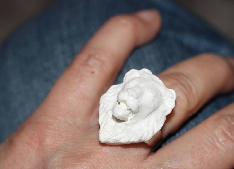 Weiße Harz Löwe Kopfring von BijouxGRIF