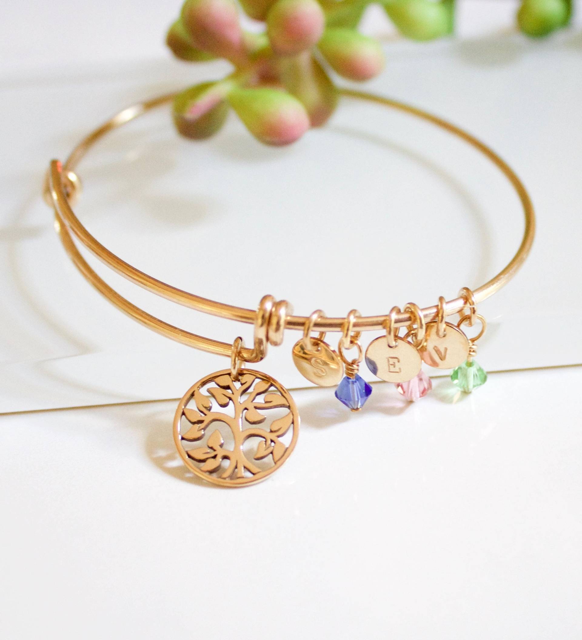 Personalisierter Baum Des Lebens Armreif 14K Gold Filled Familienarmband Personalisierter Baum Des Lebens Armreif 14K Gold Filled Familienarmband von BijouxMEE