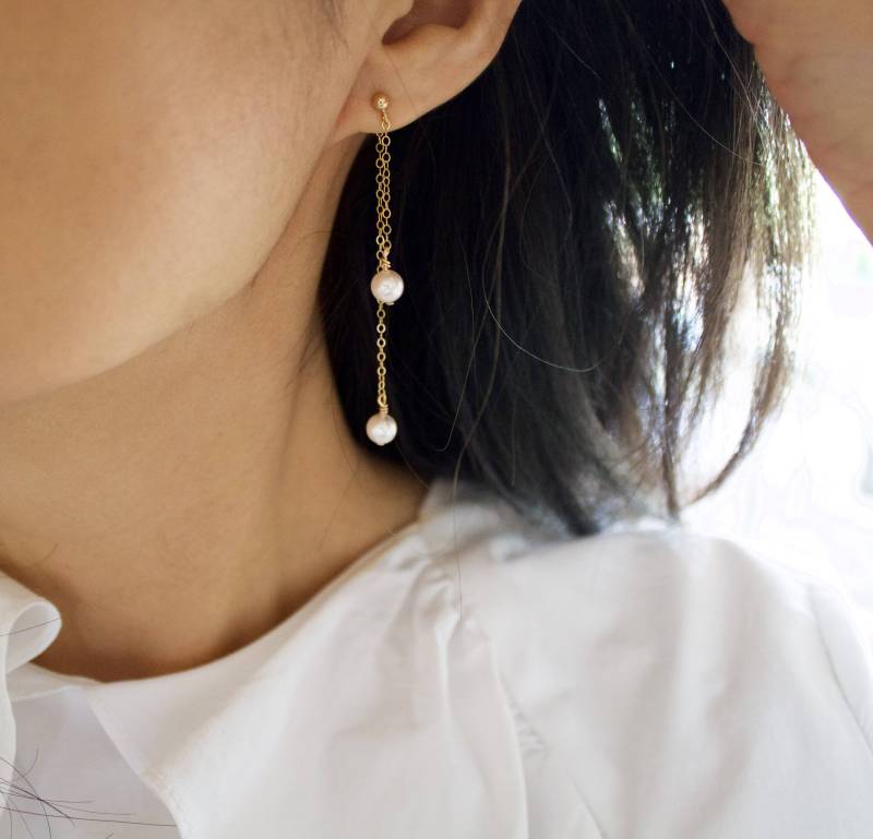 Swarovski Perlen Ohrringe 14K Gold Filled Doppeltropfen-Ohrringe von BijouxMEE