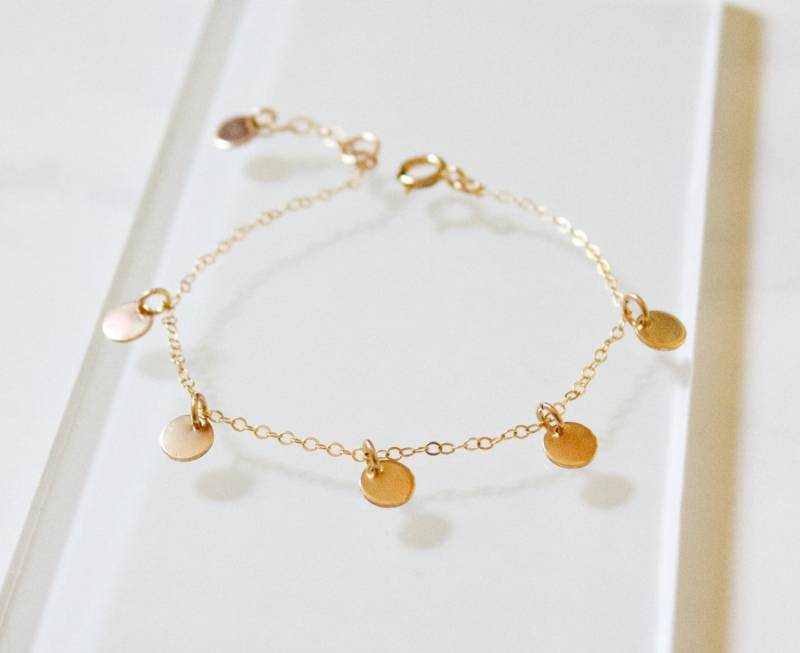 Winziges Goldscheiben-Armband Feiner Schmuck Für Jeden Tag Winziges Goldscheiben-Armband Feiner Schmuck Für Jeden Tag von BijouxMEE