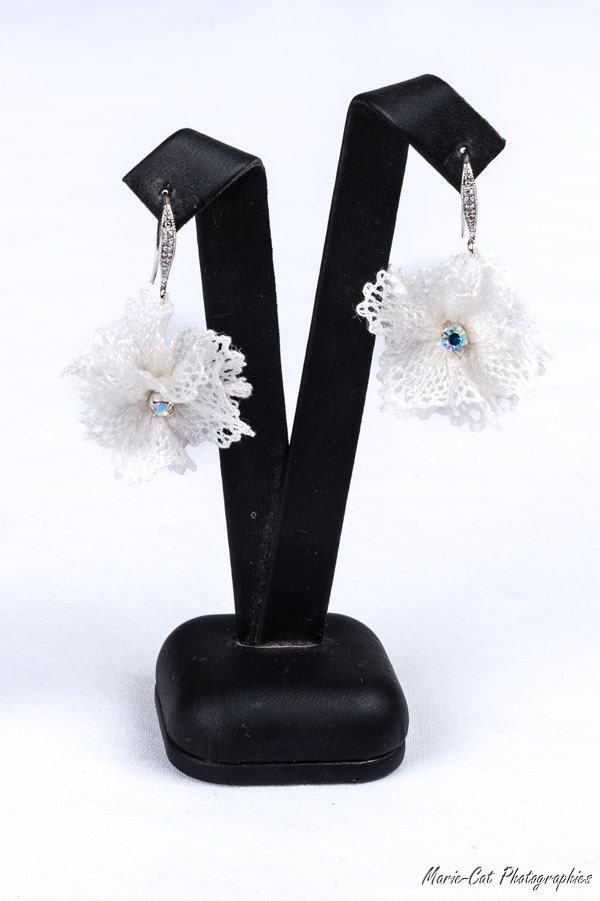 Schmuck-Hochzeit Ohrringe "Brigitte" in Klöppelspitzen von BijouxPauletteDerive