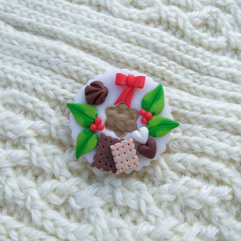 Weihnachtskranz Brosche Miniatur Essen, Schmuck, Dekoration von BijouxRI