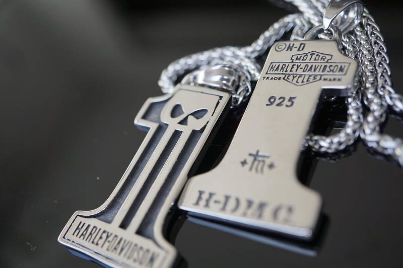 Biker Harley Davidson Hd Skull One Kette Anhänger Pendant Neu Edelstahl Schmuck Jewelry Silbern Biker Harley Davidson Hd Skull One Kette Anhänger Pendant Neu Edelstahl Schmuck Jewelry Silbern von BikerworldCo
