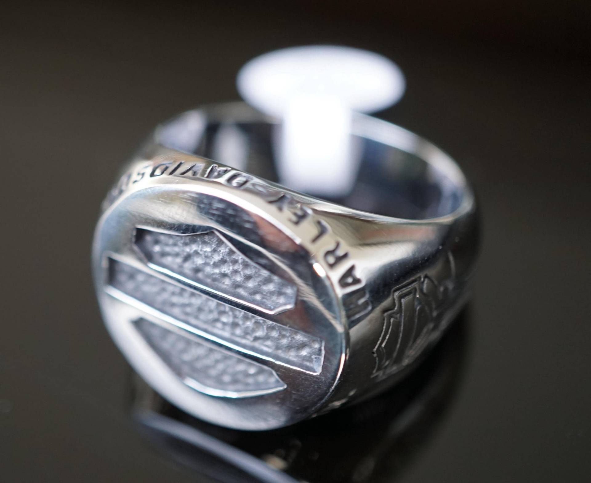 Harley Davidson Biker Bar & Shield Edelstahl Ring Schmuck Jewelry 7-14 Silbern Neu Harley Davidson Biker Bar & Shield Edelstahl Ring Schmuck Jewelry 7-14 Silbern Neu von BikerworldCo