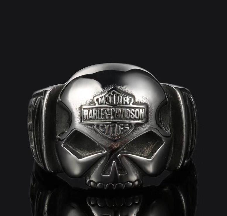 Harley Davidson Biker Skull Willie G Edelstahl Ring Schmuck 8/9 Silbern Neu Harley Davidson Biker Skull Willie G Edelstahl Ring Schmuck 8/9 Silbern Neu von BikerworldCo