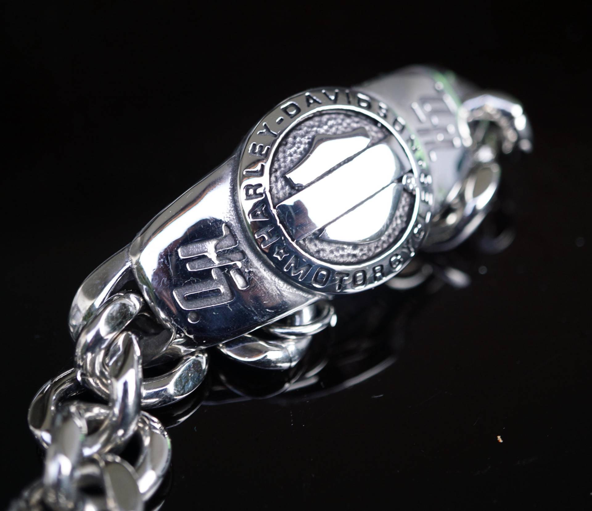 Herren Biker Edelstahl Bar & Shield Harley Davidson Armband Bracelet Schmuck Jewelry Steel Neu Herren Biker Edelstahl Bar & Shield Harley Davidson Armband Bracelet Schmuck Jewelry Steel Neu von BikerworldCo