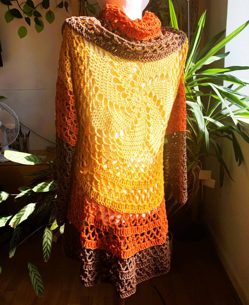 Kreisjacke Aus Baumwolle, Gehäkelt, Handgefertigt, Mandala Jacke, Boho Chic, Größe 36-44 von Bilderherbst