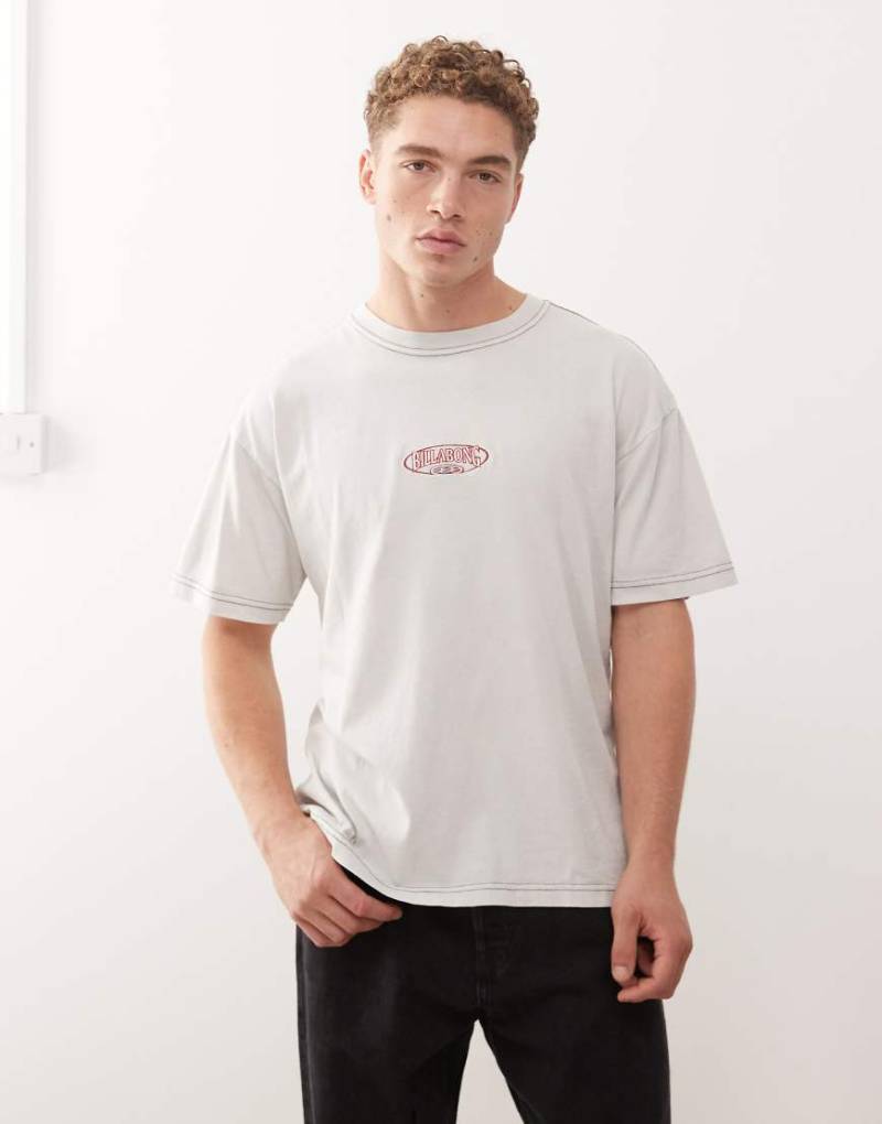 Billabong - Bad Dog OG - Kurzärmliges T-Shirt in Beige-Neutral von Billabong