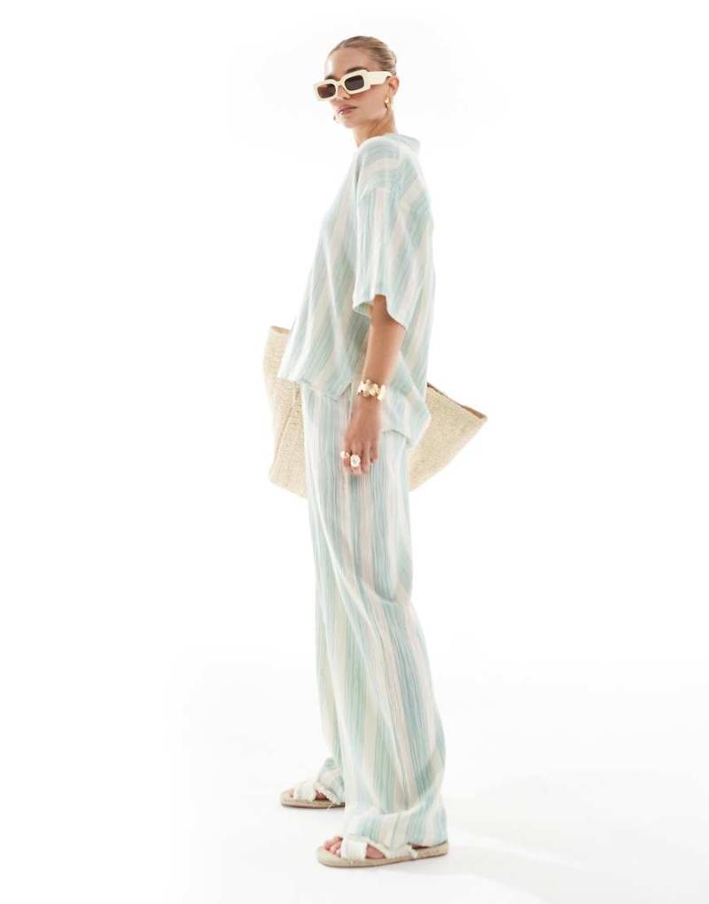 Billabong - Sunny Daze - Strandhose in Inselgrün mit Kordelzug von Billabong