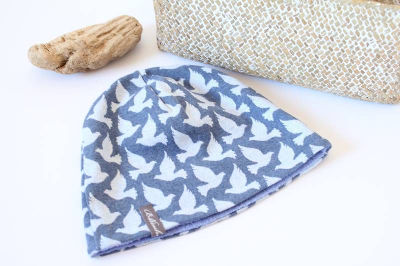Jerseymütze/ Baby Und Kindermütze, Beanie "Peace" Friedenstaube Blau von Billinchen
