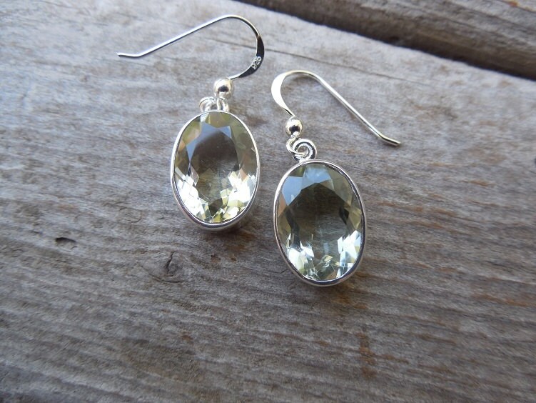 Grüne Amethyst Ohrringe Handgefertigt in Sterling Silber von Billyrebs