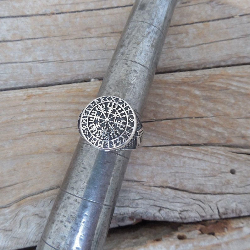 Wikinger Kompass Ring Handgemacht in Sterling Silber 925 Mit Runen Alphabet von Billyrebs