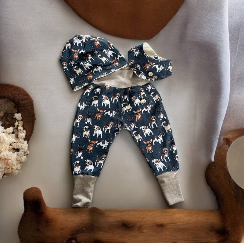 Geschenkset Baby Junge Hunde Geschenk Geburt Pumphose Hundebabies Halstuch Set Mit Hose Und Beagel Grau Blau Neutral von BinesWunderladen