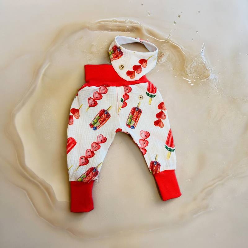 Set Baby Hose Halstuch Musselin Erdbeeren Kleidung Eis Am Stiel Sommerkleidung Wassermelone Pumphose Babyhose Sommer von BinesWunderladen