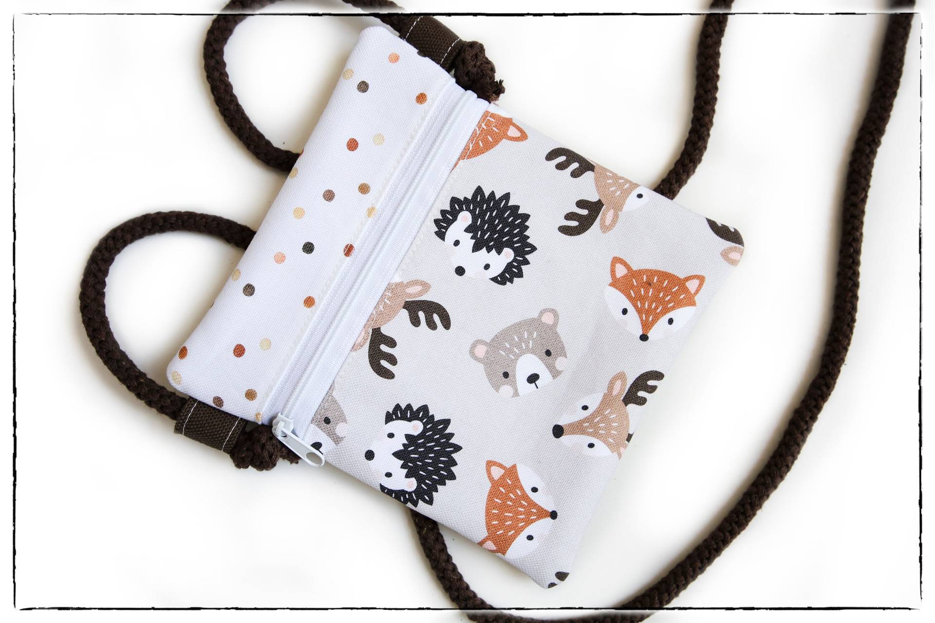 Brustbeutel, Kindertasche "Waldtier-Babys Und Pünktchen" von BinilaKreativ