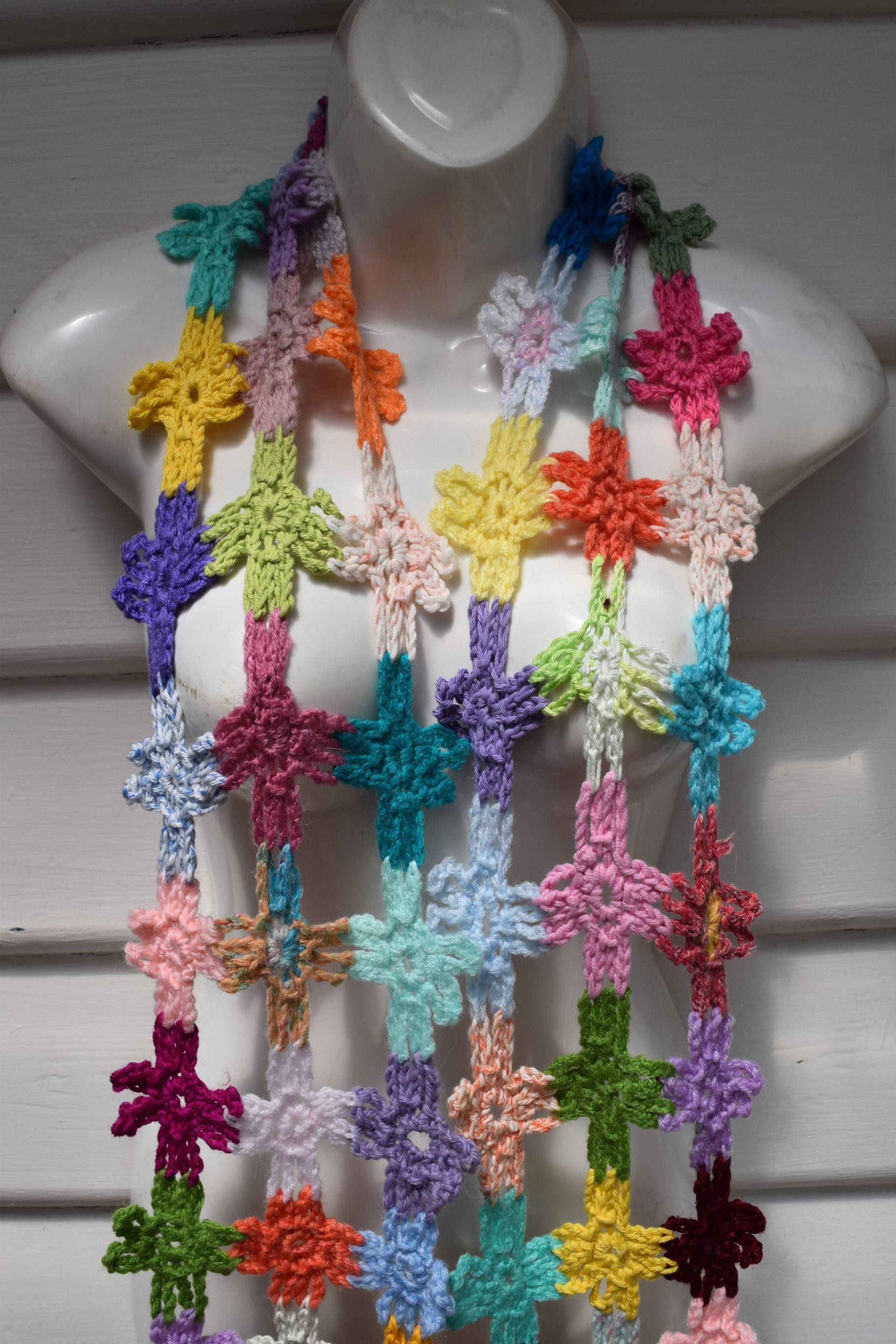 Schal, Handgemachter Häkelschal, Accessoire, Damenmode, Einzigartiger Mid Season Mehrfarbiger Schal, Handgemachter Häkelschal, Accessoire, Damenmode, Einzigartiger Mid Season Mehrfarbiger von BinnieKnits