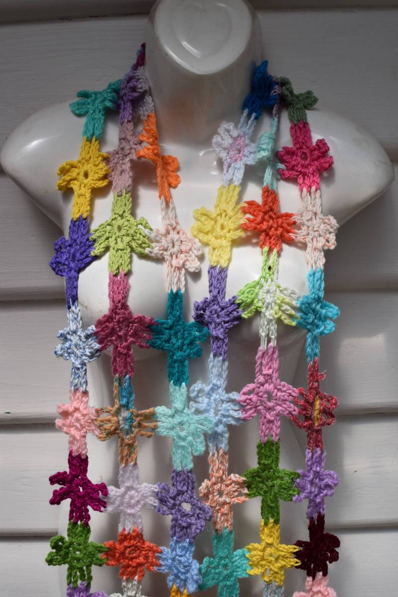 Schal, Handgemachter Häkelschal, Accessoire, Damenmode, Einzigartiger Mid Season Mehrfarbiger Schal, Handgemachter Häkelschal, Accessoire, Damenmode, Einzigartiger Mid Season Mehrfarbiger von BinnieKnits