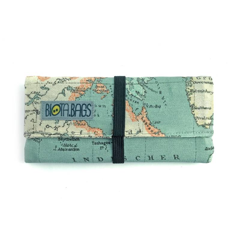 Tasche Für Drehtabak - Handgefertigtes Tabaketui Aus Stoff Weltkarte Tasche Für Drehtabak - Handgefertigtes Tabaketui Aus Stoff Weltkarte von BiotaBagsDeAnna