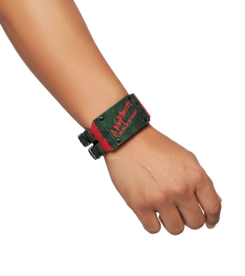 A Nightmare on Elm Street Armband mit Schriftzug Fan-Artikel Arm-Schmuck WB104748NOE3 Grün/Rot A Nightmare on Elm Street Armband mit Schriftzug Fan-Artikel Arm-Schmuck WB104748NOE3 Grün/Rot von BioworldMerch