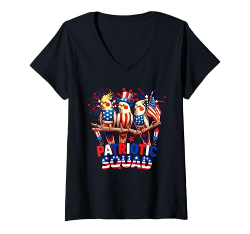 Damen Patriotic Squad Three Cute Cockatiels 4th Of Juli US Flag T-Shirt mit V-Ausschnitt Damen Patriotic Squad Three Cute Cockatiels 4th Of Juli US Flag T-Shirt mit V-Ausschnitt von Bird 4th Of July Costume