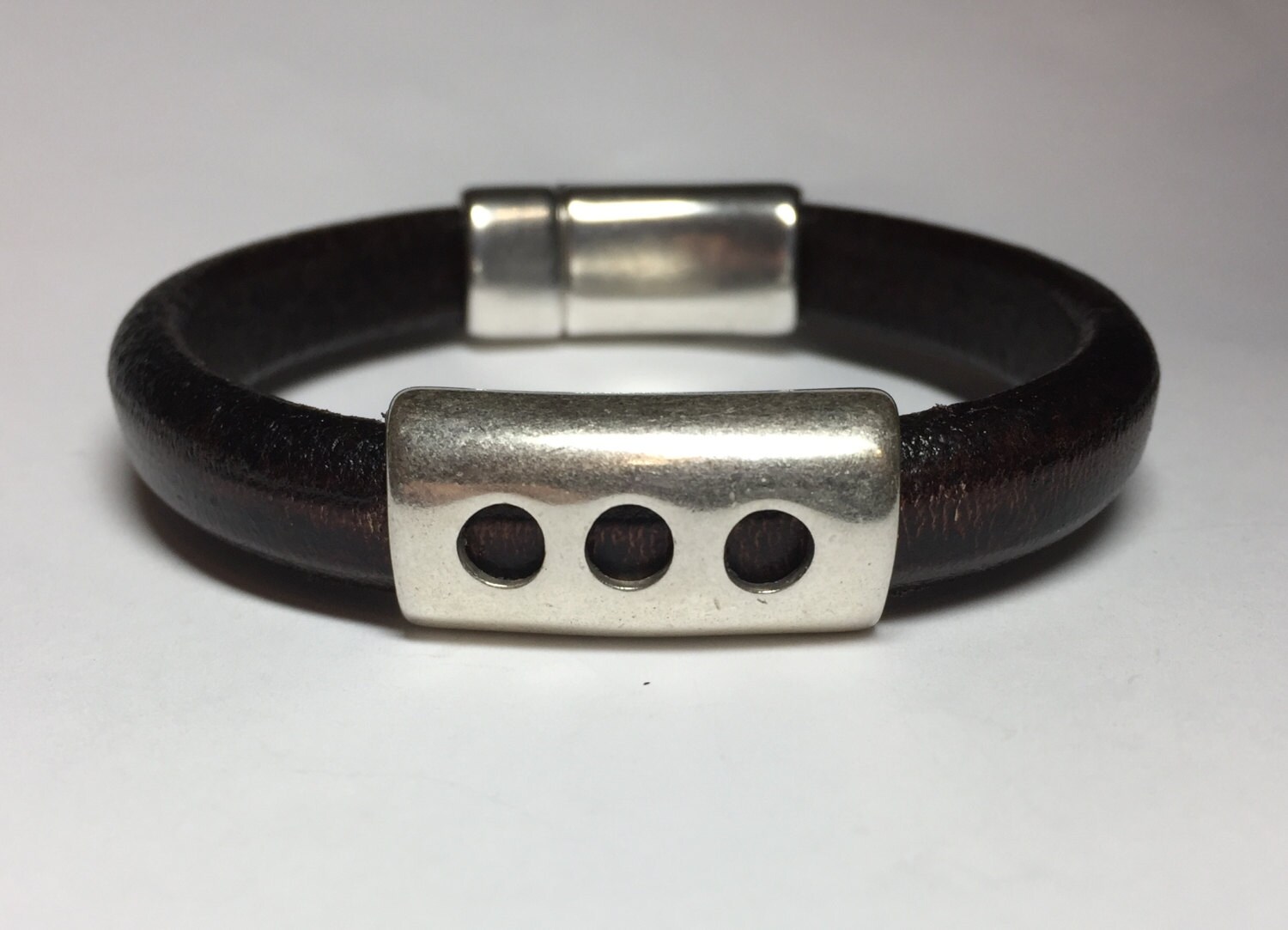 Herren Regaliz Lederarmband - 3 Löcher Herren Regaliz Lederarmband - 3 Löcher von BirdAndAves
