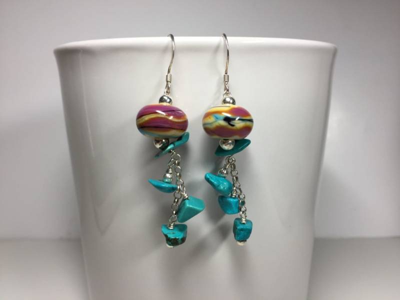 Santa Fe Türkis Dangle Lampwork Ohrringe Santa Fe Türkis Dangle Lampwork Ohrringe von BirdAndAves