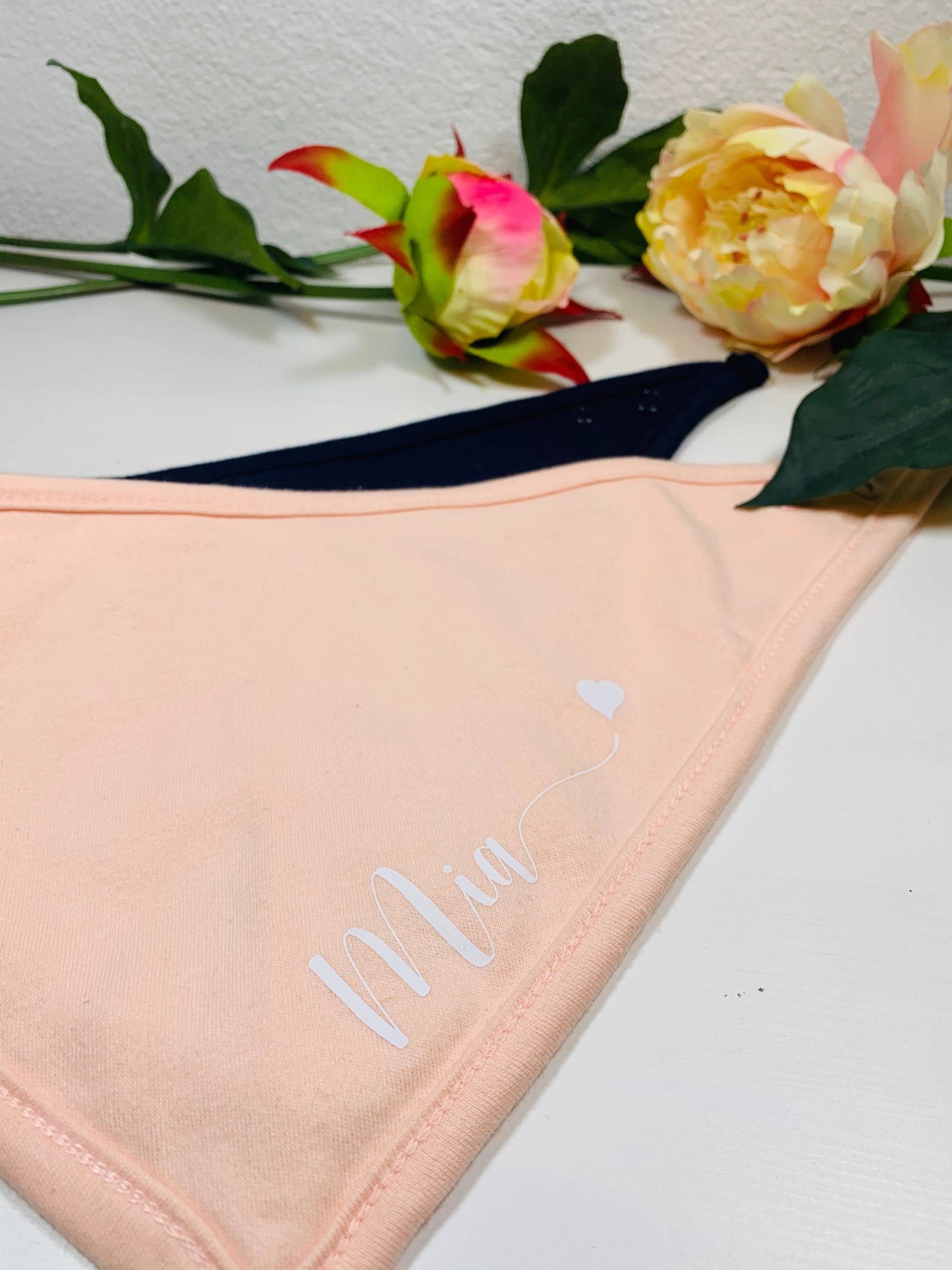 Halstuch Baby | Name + Herz von BirdDesignDE