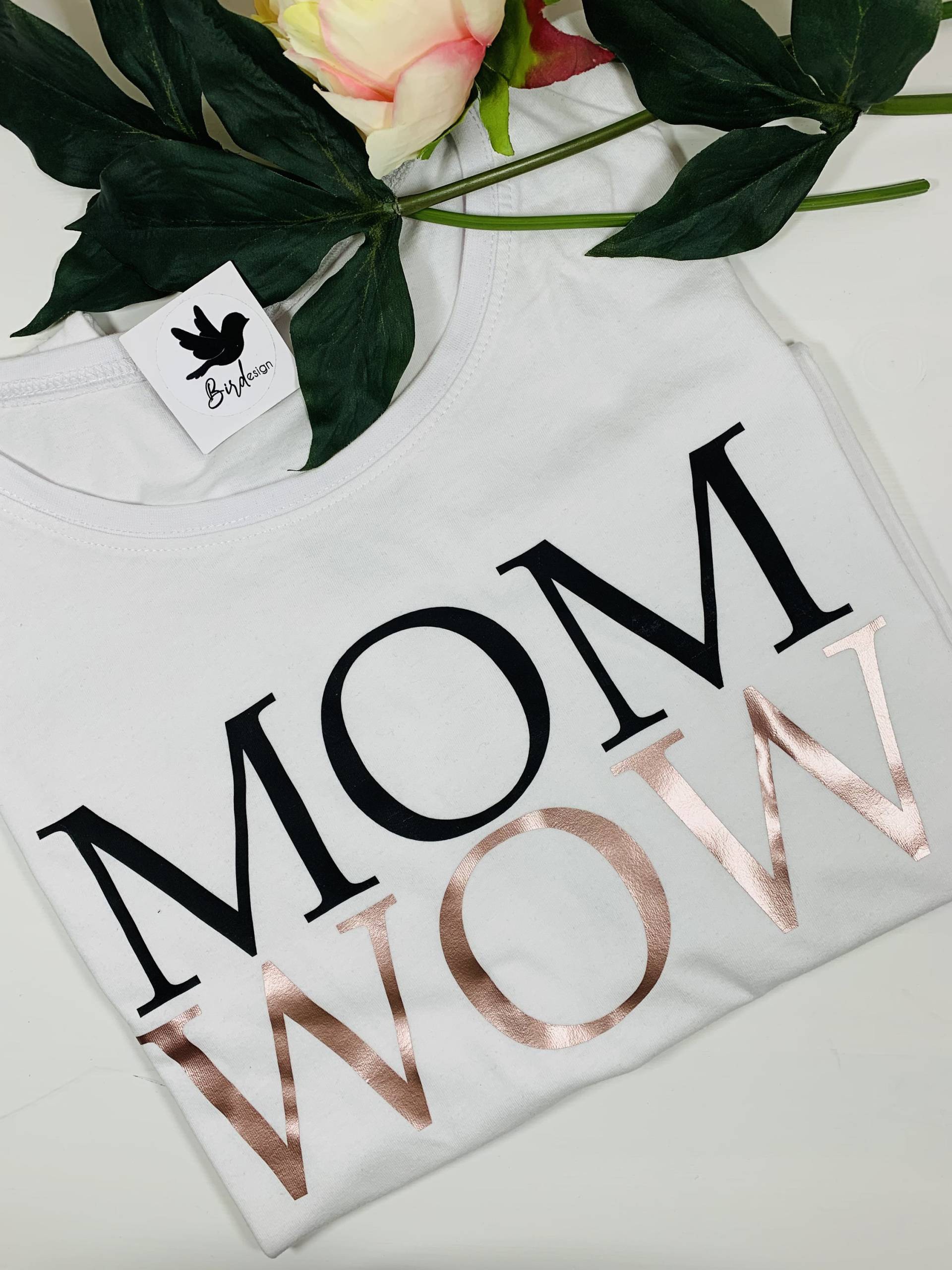 T-Shirt Damen | Mom Wow Groß von BirdDesignDE