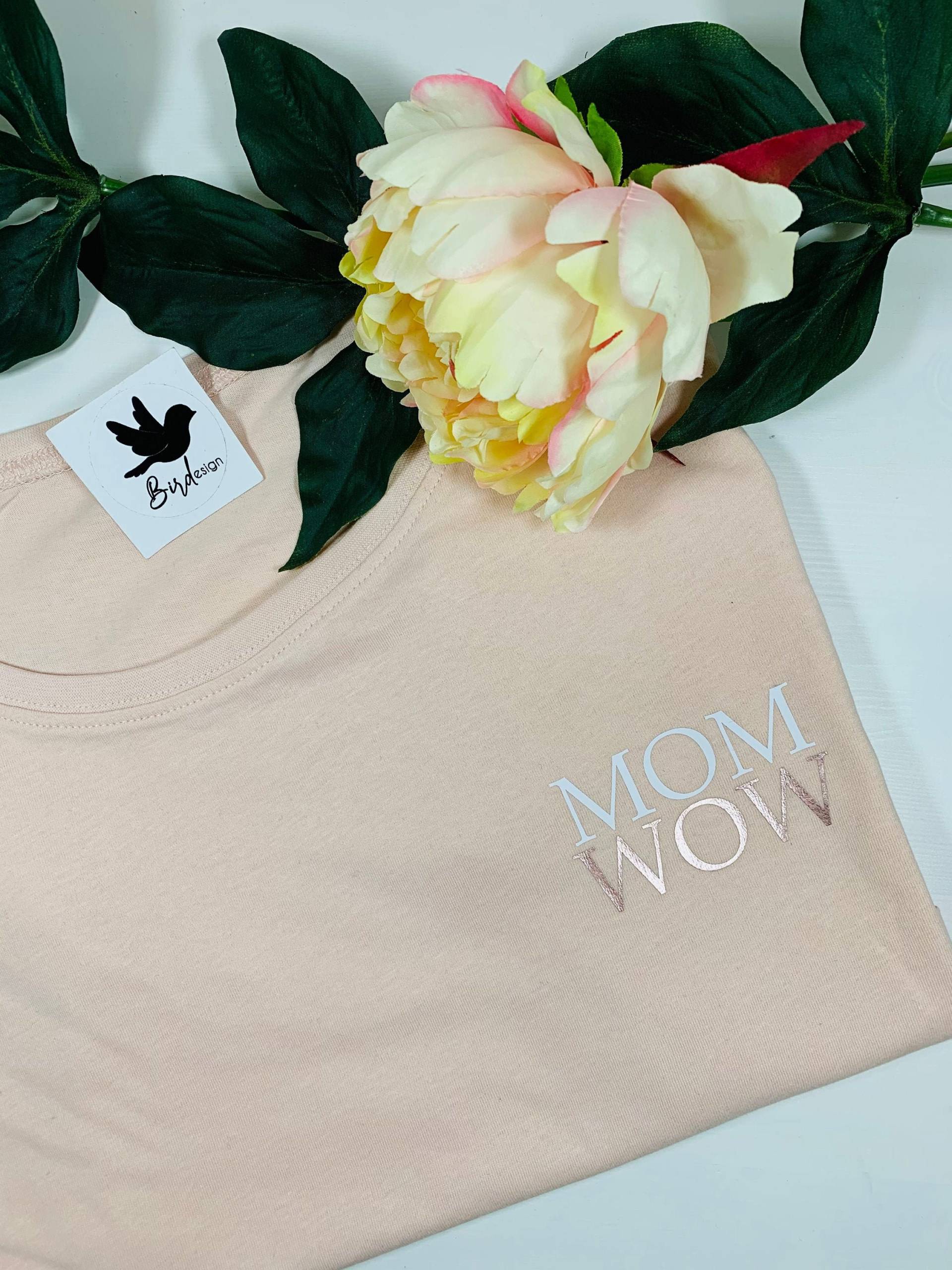 T-Shirt Damen | Mom Wow Klein von BirdDesignDE