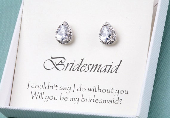 Braut Ohrringe, Cubic Zirconia Ohrringe, Teardrop Cz Ohrringe, Brautjungfer Karte Mit Ohrringen von Birdedenjewelry
