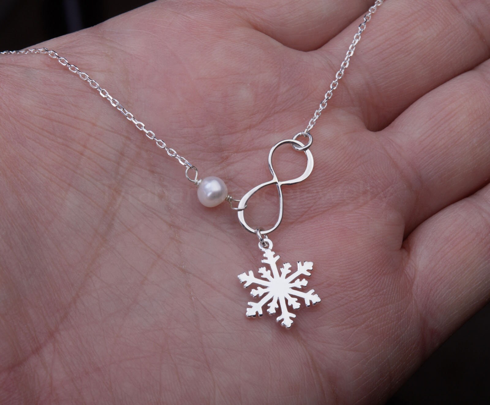 Schneeflocke Unendlichkeit Perlen-sterling-Silber-Armband, Winter-Hochzeit, Beste Freunde, Und Unendlichkeit, Brautjungfer Geschenke, Hochzeit von Birdedenjewelry