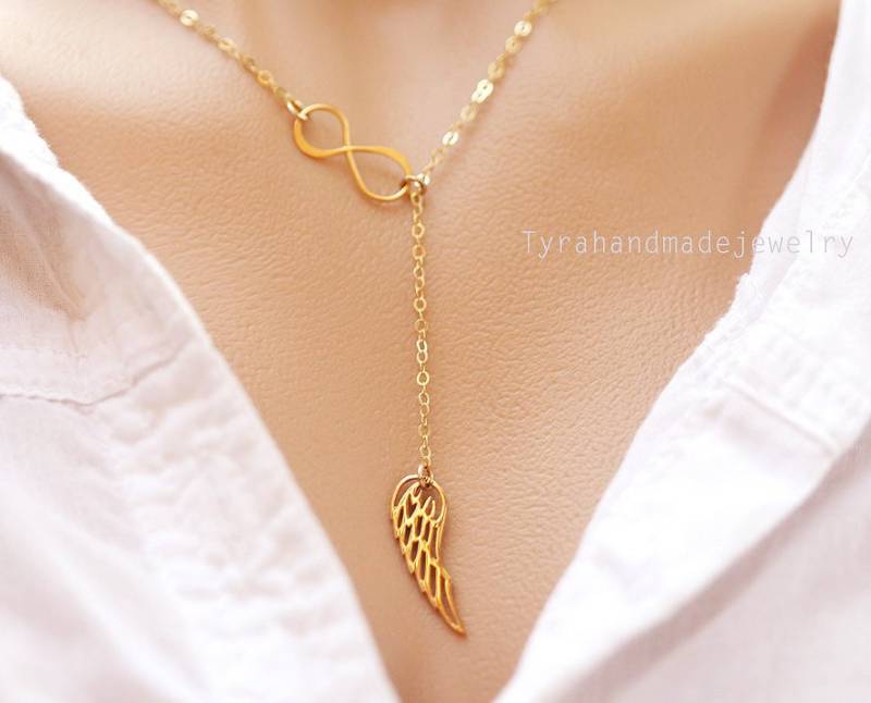 Silber Oder Gold Infinity Engel Flügel Halskette, Sterling Zarte Memory Brautjungfer Geschenke von Birdedenjewelry