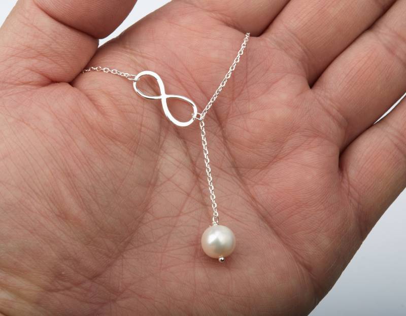 Unendlich Perle Lariat, Lange Baumeln Süßwasserperle, Beste Freundin Geschenk, Brautjungfer Hochzeit Schmuck, Y Halskette, Brautschmuck, Mutter von Birdedenjewelry