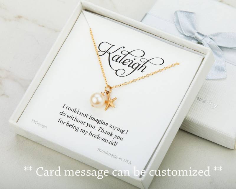 Winzige Seestern Charm, Perlenkette, Blumenmädchen, Strand Meer Hochzeit, Ozean, Seestern, Stern, Brautjungferngeschenk, Hochzeit von Birdedenjewelry