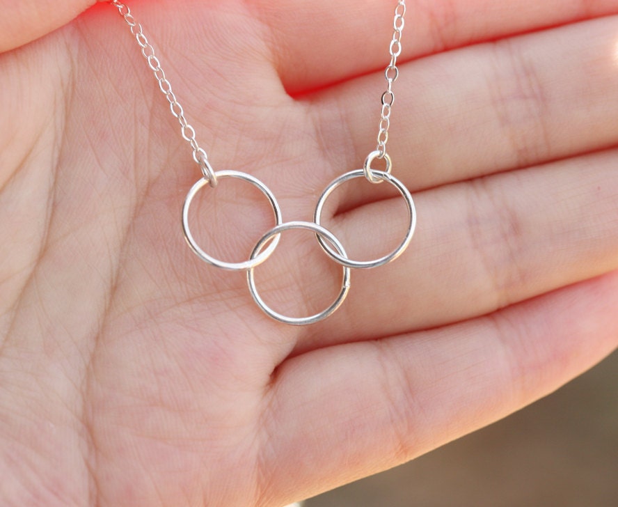 sterling Silber Kreis Halskette, Eternity Halskette, Beste Freunde Halskette, Liebe Ohne Ende, Brautjungfer Love Kreis, Friendshi von Birdedenjewelry