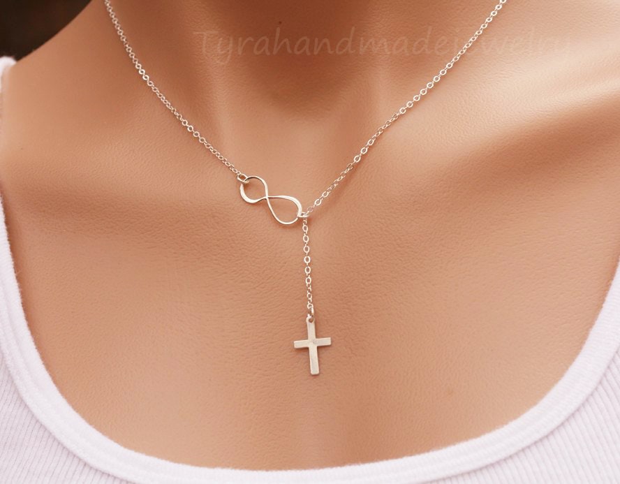 sterling Silber Seitlich Unendlichkeit Halskette Mit Einem Kreuz Anhänger, Patin Geschenk, Lariat Y Halskette, Freundschaft Geburtstag Geschenk von Birdedenjewelry