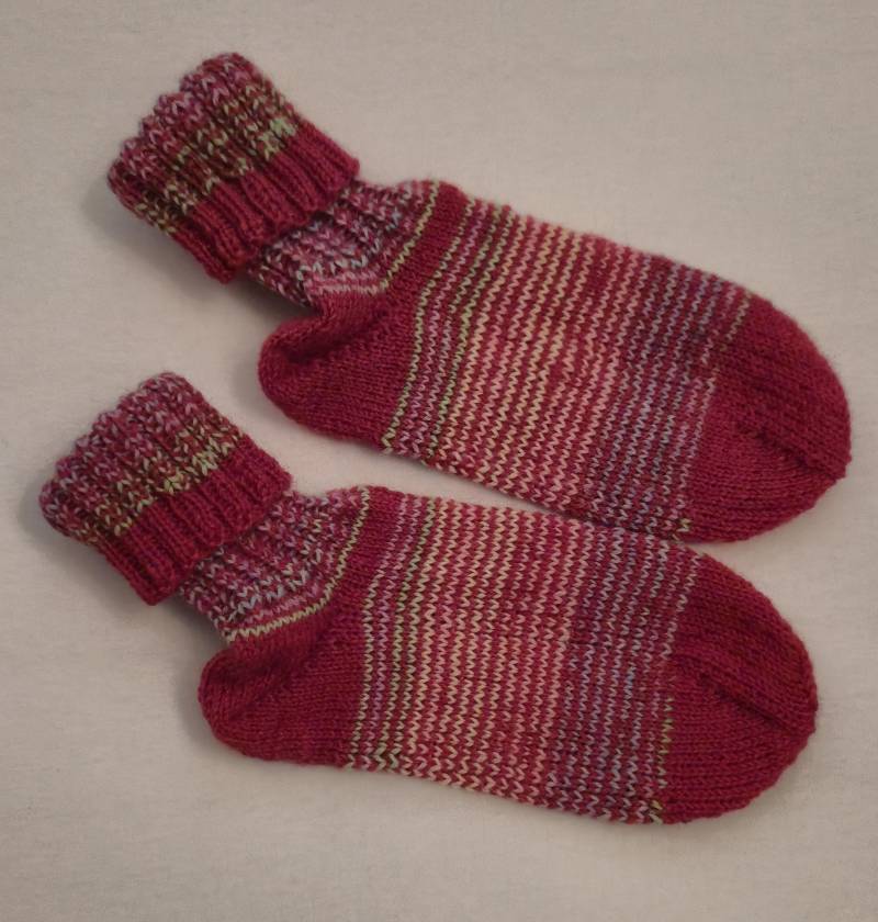 Handgestrickte Socken 32 von BirgitHandarbeiten