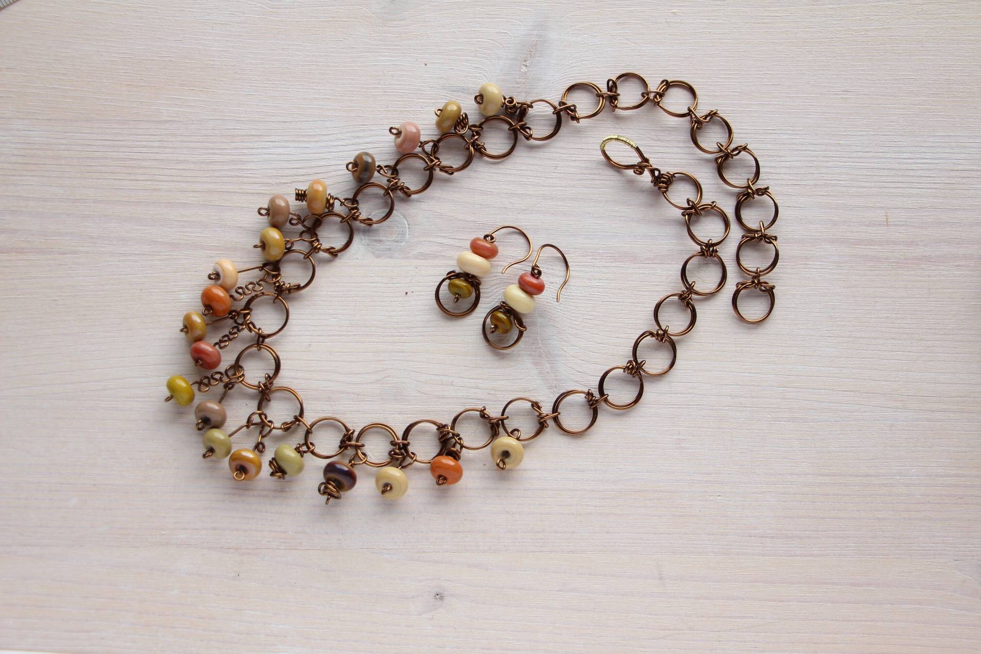 Kette in Naturtönen Herbstfarben von BirgitSchrauthDesign