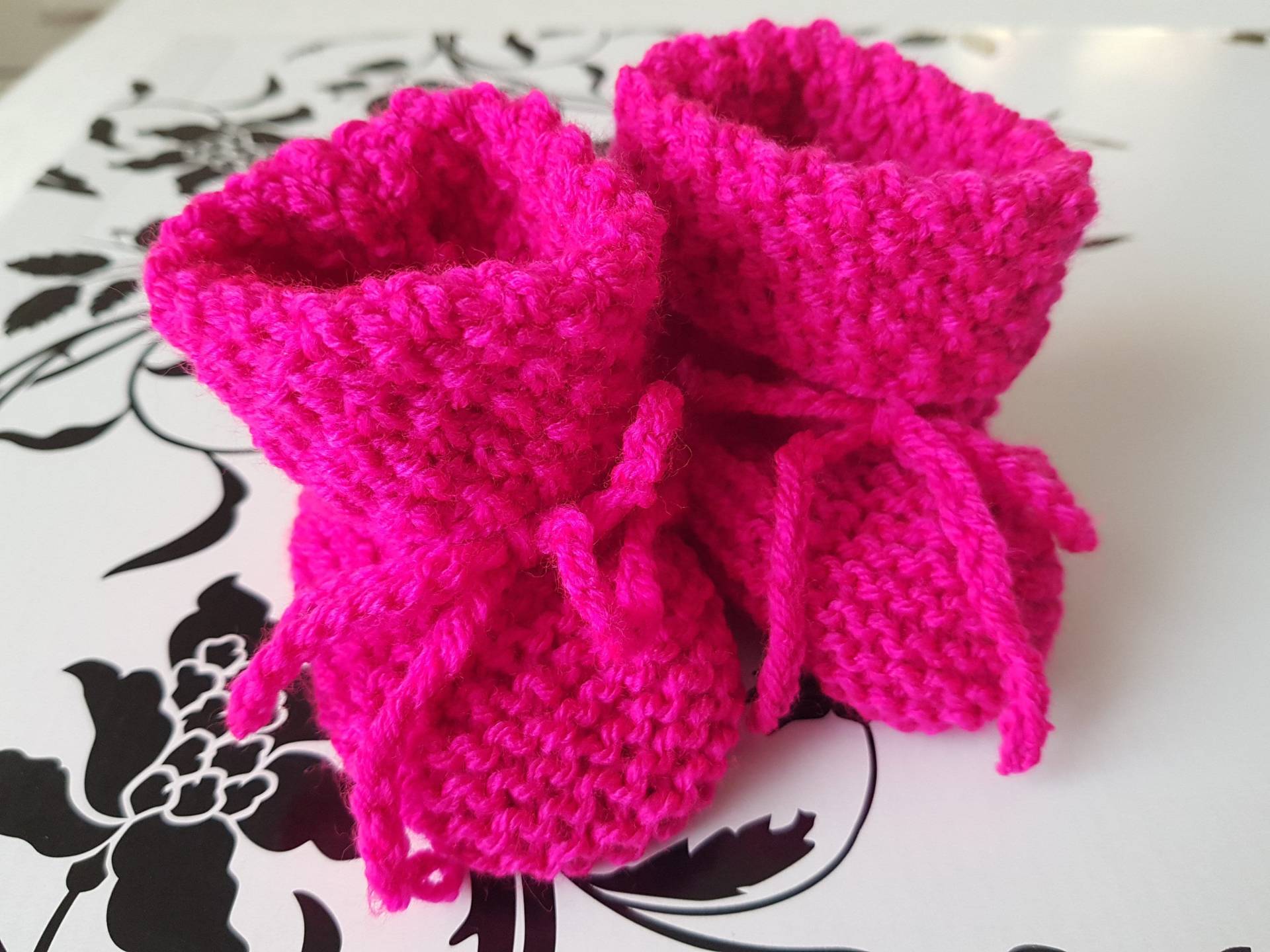 Handgestrickte Babyschühchen in Pink Für Ca. 0 - 6 Monate von BirgitsStrickstube