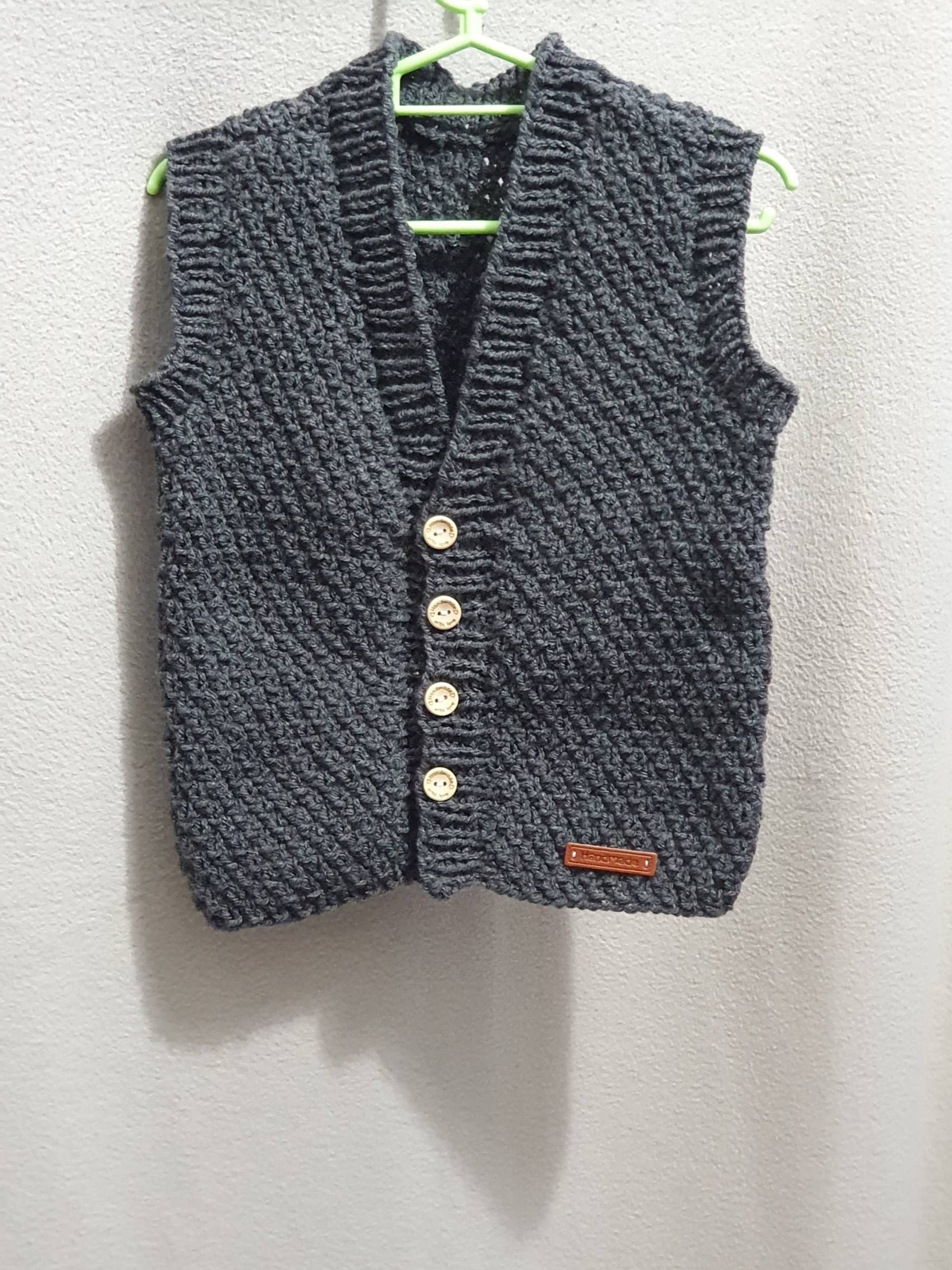 Handgestrickte Weste Für Jungen Ab Ca. 2 Jahren in Grau von BirgitsStrickstube